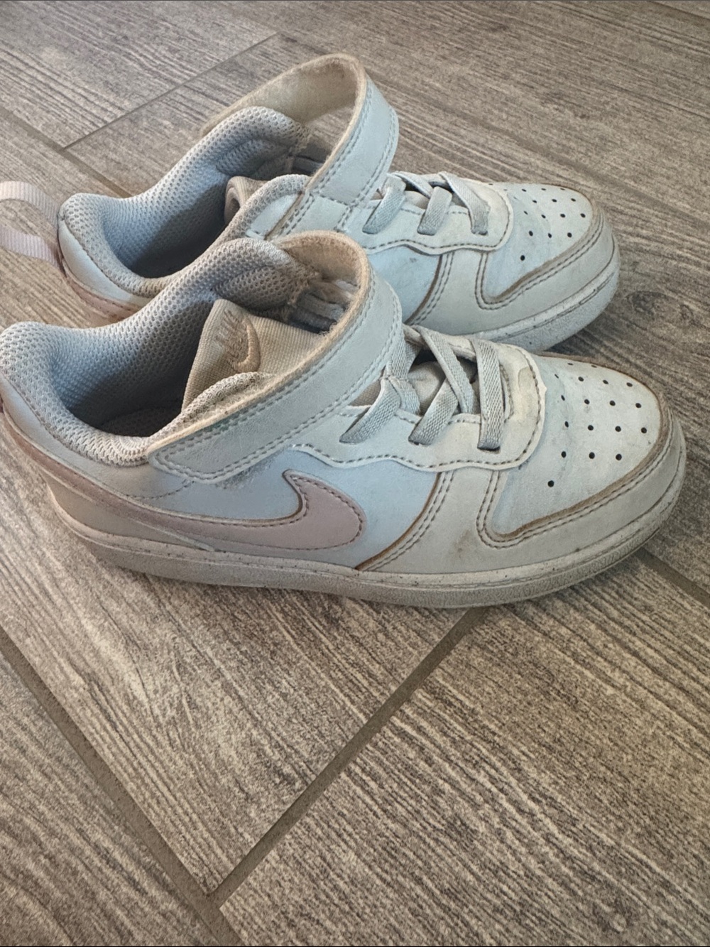 Nike toddler shoes
